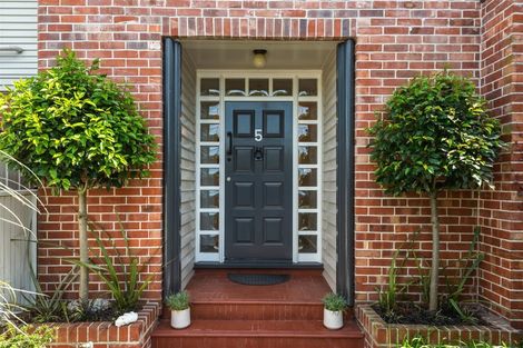 Photo of property in 5 Barlow Street, Ilam, Christchurch, 8041