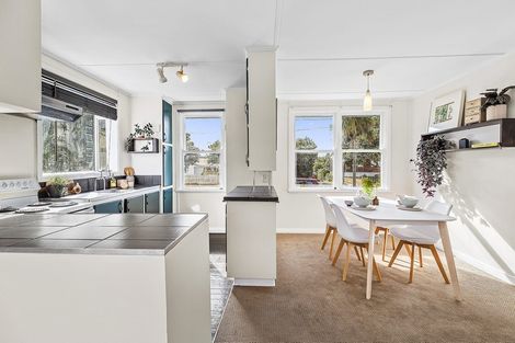 Photo of property in 76 Te Pene Avenue, Titahi Bay, Porirua, 5022