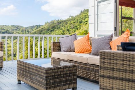 Photo of property in 136 Opanuku Road, Henderson Valley, Auckland, 0612