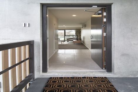 Photo of property in Riverena Flats, 377 Barbadoes Street, Christchurch Central, Christchurch, 8011