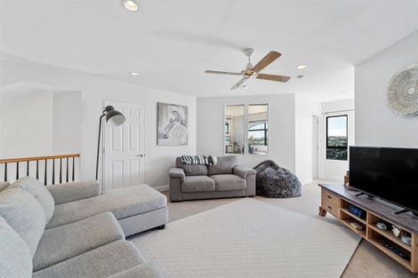 Photo of property in 41 Island View Drive, Gulf Harbour, Whangaparaoa, 0930