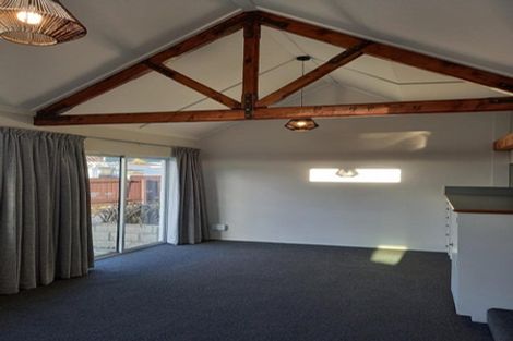 Photo of property in 4a Gower Street, Silverstream, Upper Hutt, 5019