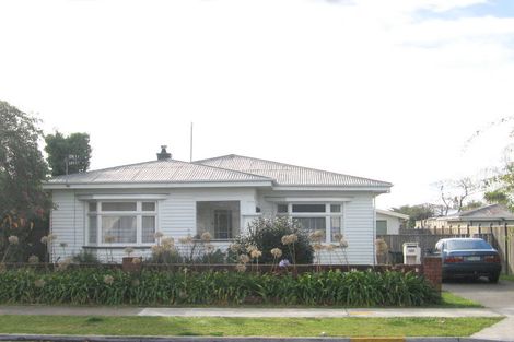 Photo of property in 112 Charlotte Crescent, Mayfair, Hastings, 4122