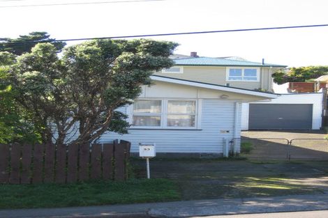 Photo of property in 93 Beazley Avenue, Paparangi, Wellington, 6037