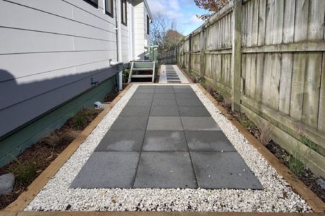 Photo of property in 2/22 Elizabeth Drive, West Harbour, Auckland, 0618