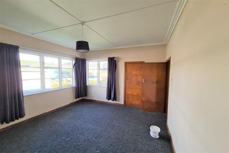 Photo of property in 9d Paynters Avenue, Strandon, New Plymouth, 4312