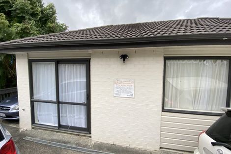 Photo of property in 8c Schnapper Rock Road, Schnapper Rock, Auckland, 0632