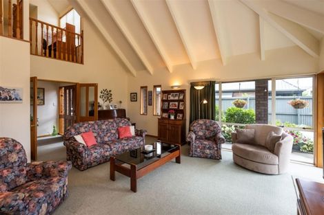 Photo of property in 2 Pentonville Close, Westmorland, Christchurch, 8025