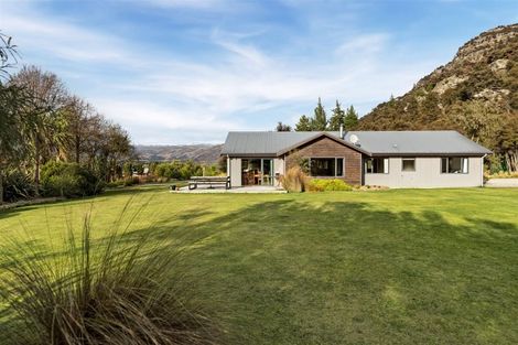 Photo of property in 30 Rockhaven, Albert Town, Wanaka, 9305