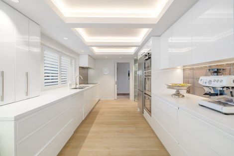 Photo of property in 24 Poynder Avenue, Merivale, Christchurch, 8014