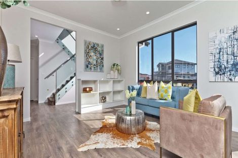 Photo of property in 33 Cilliers Drive, Silverdale, 0932