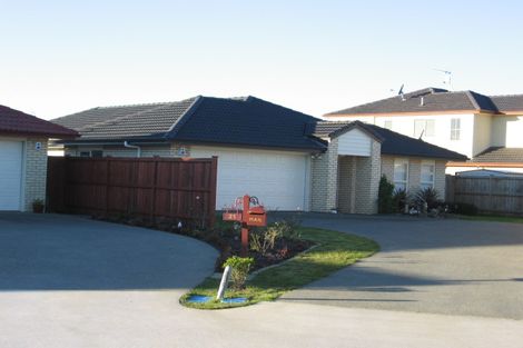 Photo of property in 19 Belfry Place, Wattle Downs, Auckland, 2103