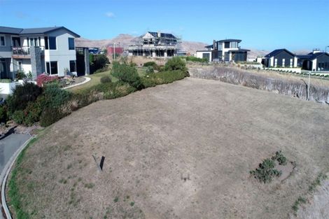 Photo of property in 4 Bluewater View, Mount Pleasant, Christchurch, 8081
