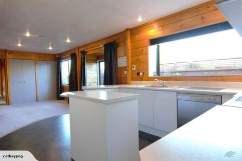 Photo of property in 64 Westgrove Avenue, Avonhead, Christchurch, 8042