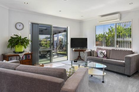 Photo of property in 25 Hoyte Place, Pukehangi, Rotorua, 3015