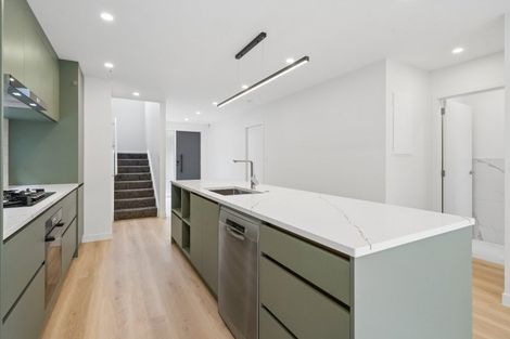 Photo of property in 1/5 Tawa Terrace, Tawa, Wellington, 5028