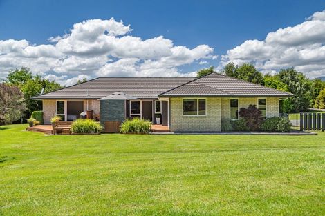 Photo of property in 51 Ohau Terraces, Ohau, Levin, 5570