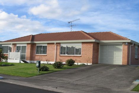 Photo of property in 3b Mcgowan Place, Orewa, 0931