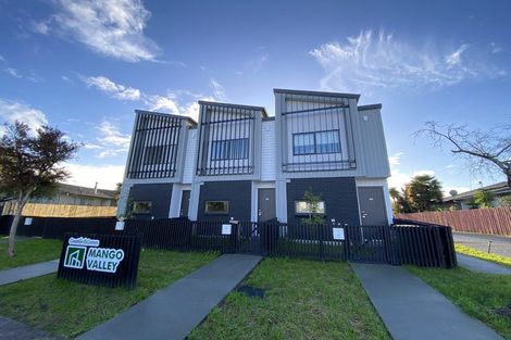 Photo of property in 15d Tabitha Crescent, Henderson, Auckland, 0612