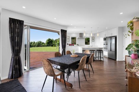 Photo of property in 590c Frankley Road, Hurworth, New Plymouth, 4371