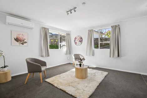 Photo of property in 183c Newlands Road, Newlands, Wellington, 6037