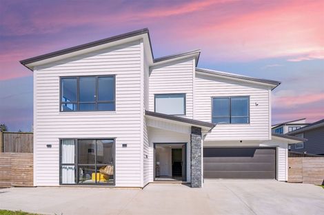 Photo of property in 40 Takurua Terrace, Orewa, 0931