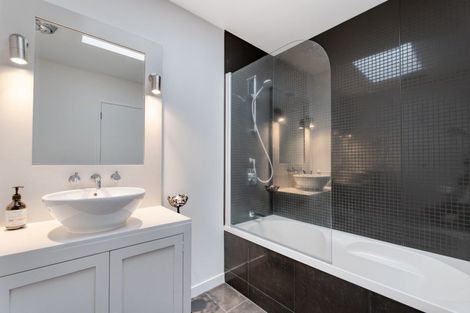 Photo of property in 9 Alice Lane, Papamoa Beach, Papamoa, 3118