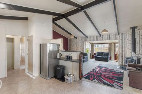 Photo of property in 31 Tongariro Street, Castlecliff, Whanganui, 4501