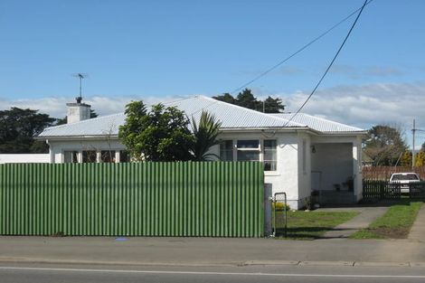 Photo of property in 218 High Street North, Carterton, 5713