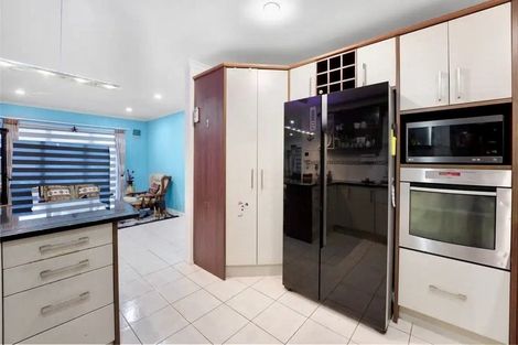 Photo of property in 151 Bucklands Beach Road, Bucklands Beach, Auckland, 2012