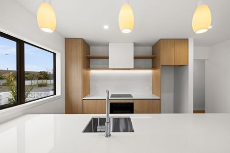 Photo of property in 102 Auckland Road, Greenmeadows, Napier, 4112