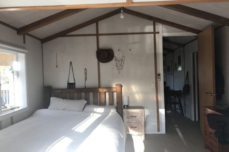 Photo of property in 44 Lorenzen Bay Road, Raglan, 3225