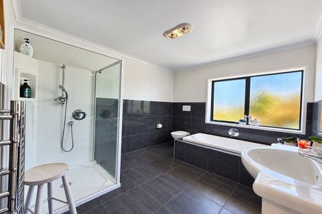 Photo of property in 48 Travers Road, Te Kauwhata, 3782