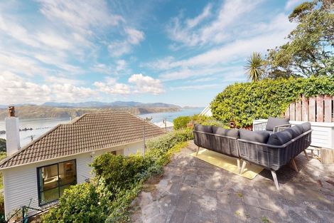 Photo of property in 77 Sidlaw Street, Strathmore Park, Wellington, 6022