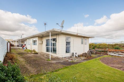 Photo of property in 1/24 Palliser Place, Milson, Palmerston North, 4414