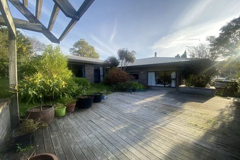 Photo of property in 156 Waikawa Road, Picton, 7220