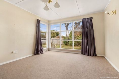 Photo of property in 5a Mangaroa Hill Road, Clouston Park, Upper Hutt, 5018