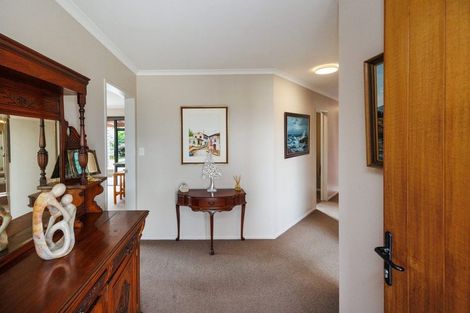 Photo of property in 78 Geneva Terrace, Kelvin Grove, Palmerston North, 4414