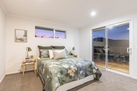 Photo of property in 31 Aratapu Street, Waitara, 4320