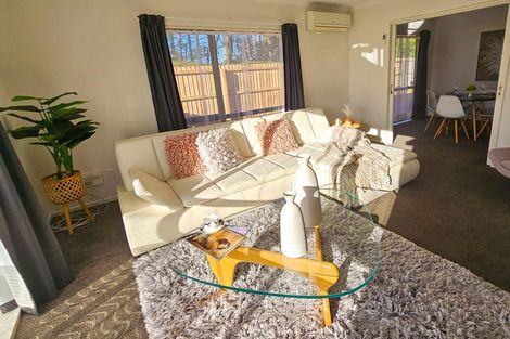 Photo of property in 10 Laura Kent Place, Woolston, Christchurch, 8023