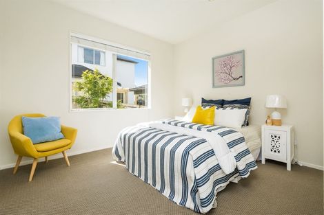 Photo of property in 15 Catlins Place, Fairview Heights, Auckland, 0632
