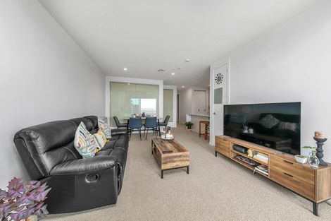 Photo of property in 902/8 Waikumete Road, Glen Eden, Auckland, 0602
