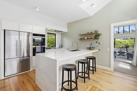 Photo of property in 6 Lochiel Road, Khandallah, Wellington, 6035