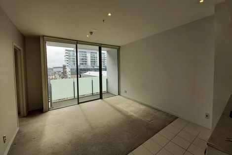 Photo of property in Halsey Apartments At Lighter Quay, 516/77 Halsey Street, Auckland Central, Auckland, 1010