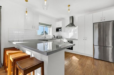 Photo of property in 297 Radnor Road, Midhirst, Stratford, 4394