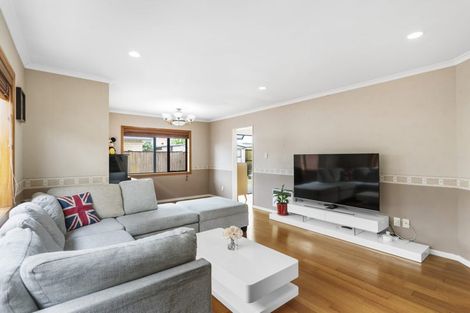 Photo of property in 73 Meadowland Drive, Somerville, Auckland, 2014