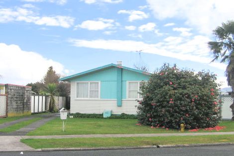 Photo of property in 11 Rhonda Avenue, Deanwell, Hamilton, 3206