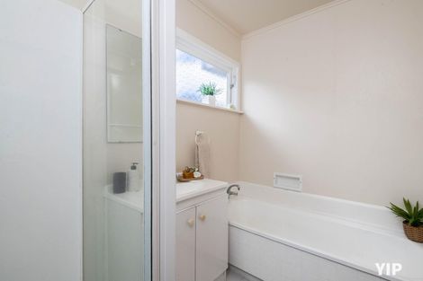 Photo of property in 18 Elliott Street, Johnsonville, Wellington, 6037