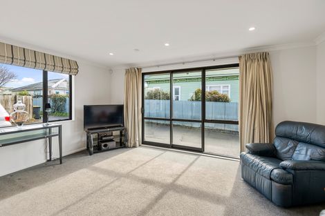 Photo of property in 2/91 Antigua Street, Addington, Christchurch, 8024
