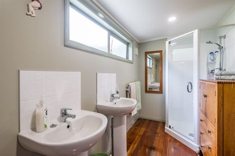 Photo of property in 92 Matai Road, Raumati South, Paraparaumu, 5032